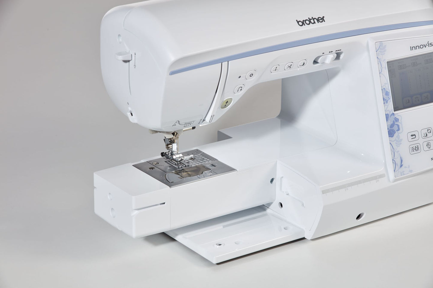 Brother Innovis 2700 Sewing & Embroidery Machine OFFER UNTIL 31.3