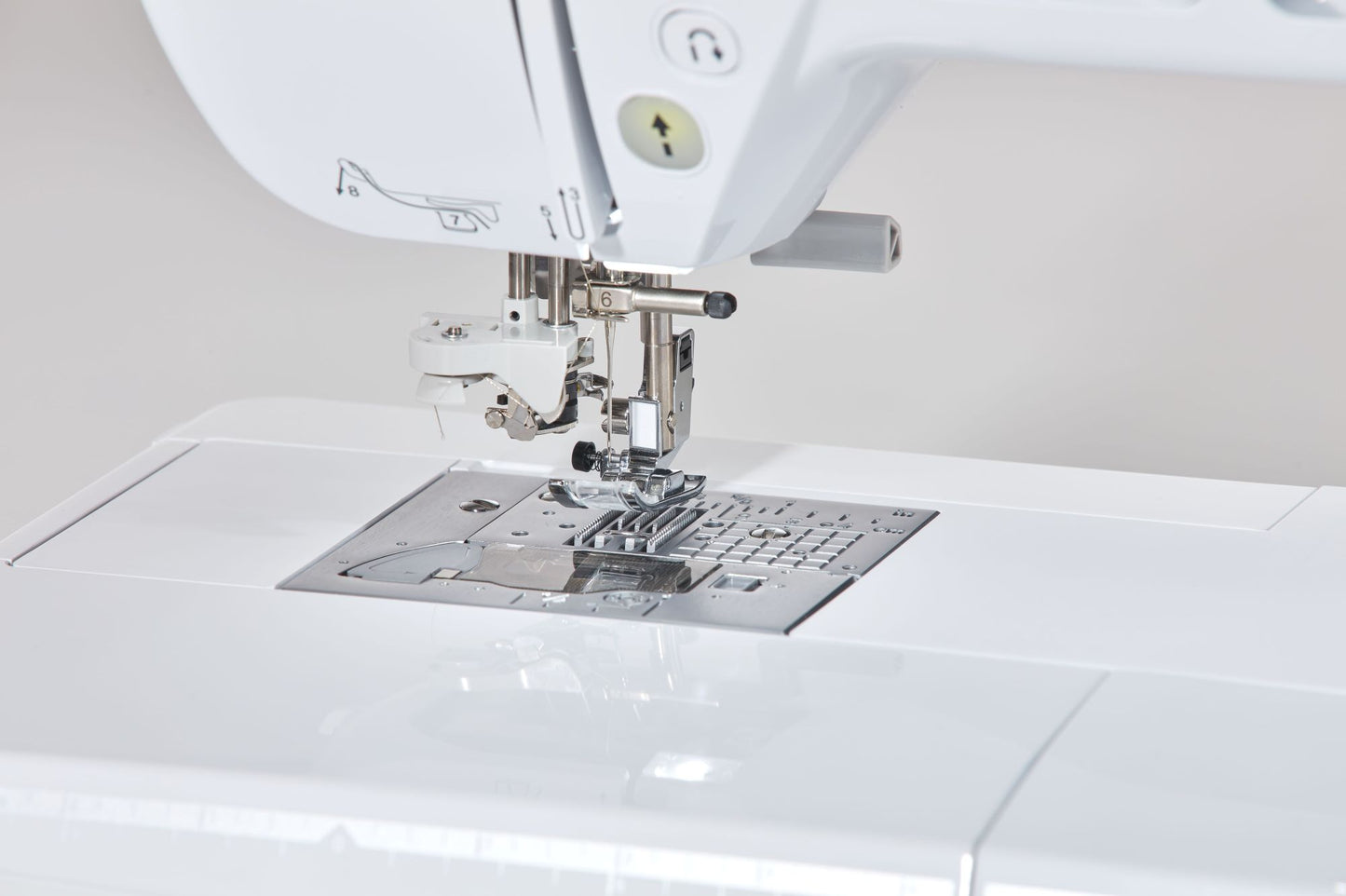 Brother Innovis 2700 Sewing & Embroidery Machine OFFER UNTIL 31.3
