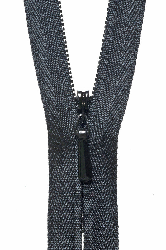 Concealed Zip: 56cm or 22": Various colours.