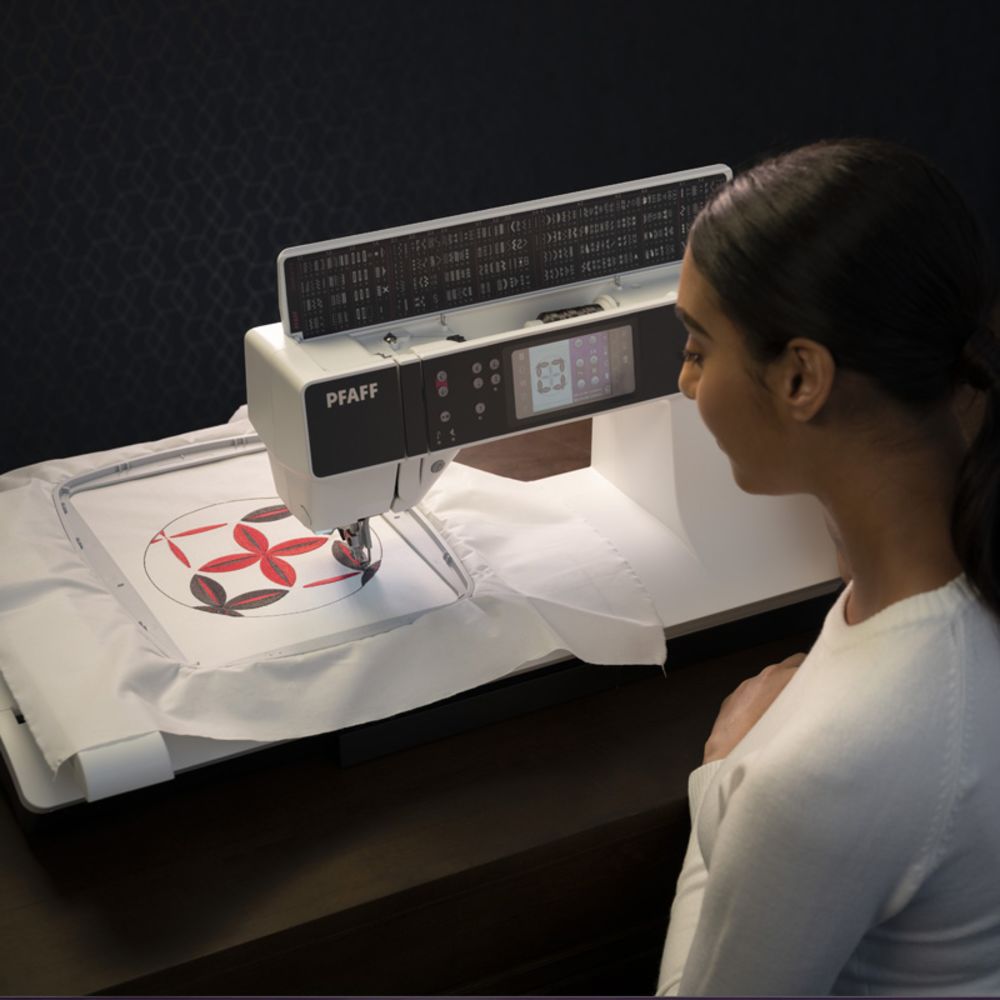 Pfaff Creative 3.0 Sewing & Embroidery Machine