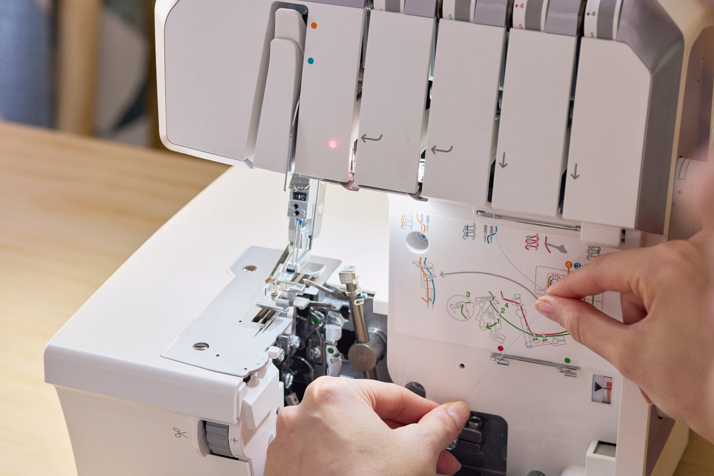 Husqvarna Amber S300 Overlocker