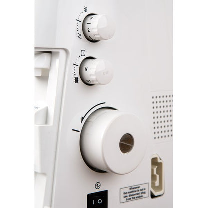 Juki MO-1000QVP Overlocker