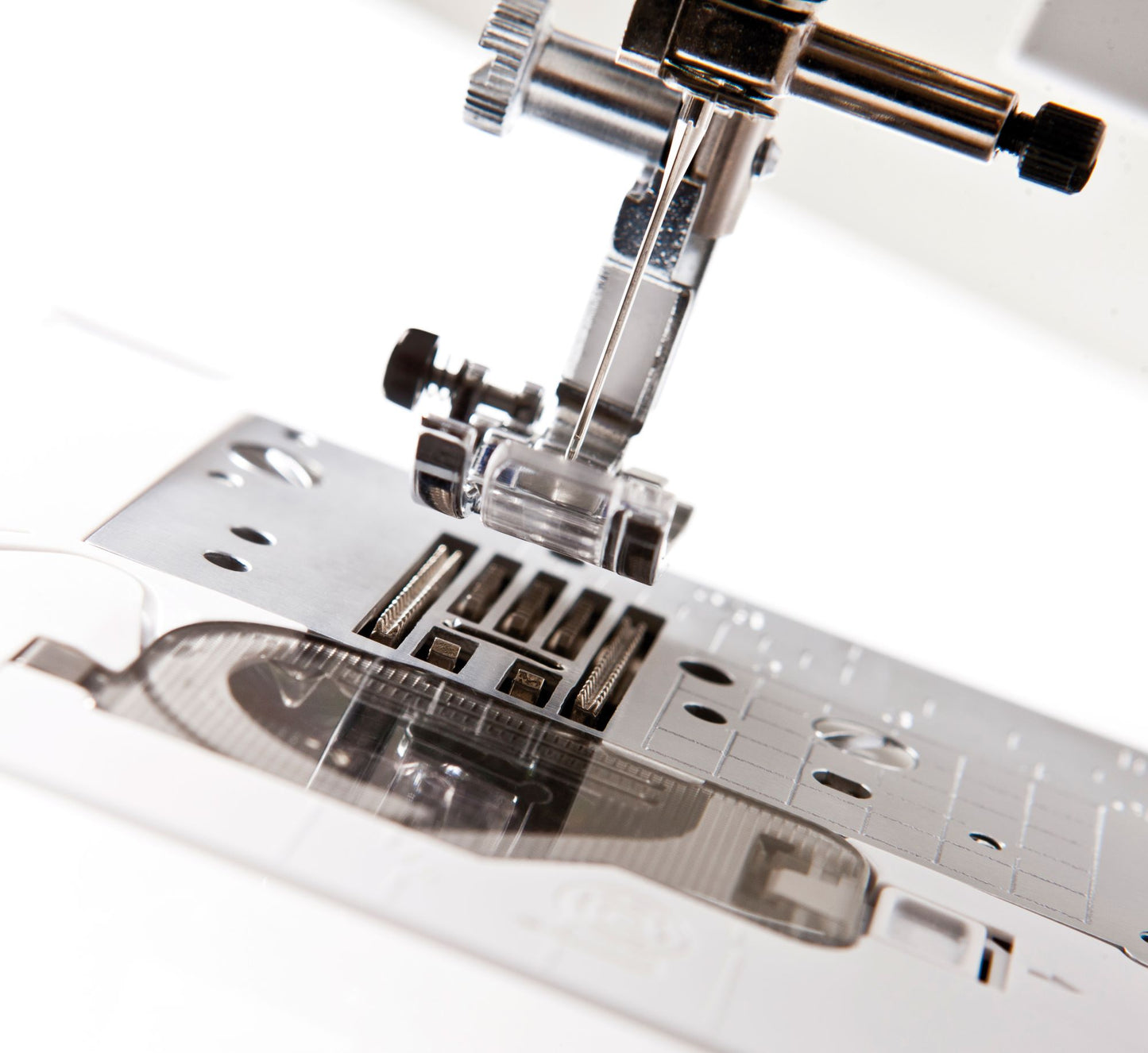 Brother Innovis VQ2 Sewing Machine