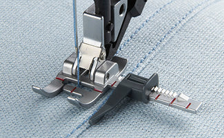 Pfaff Adjustable Guide Foot with IDT